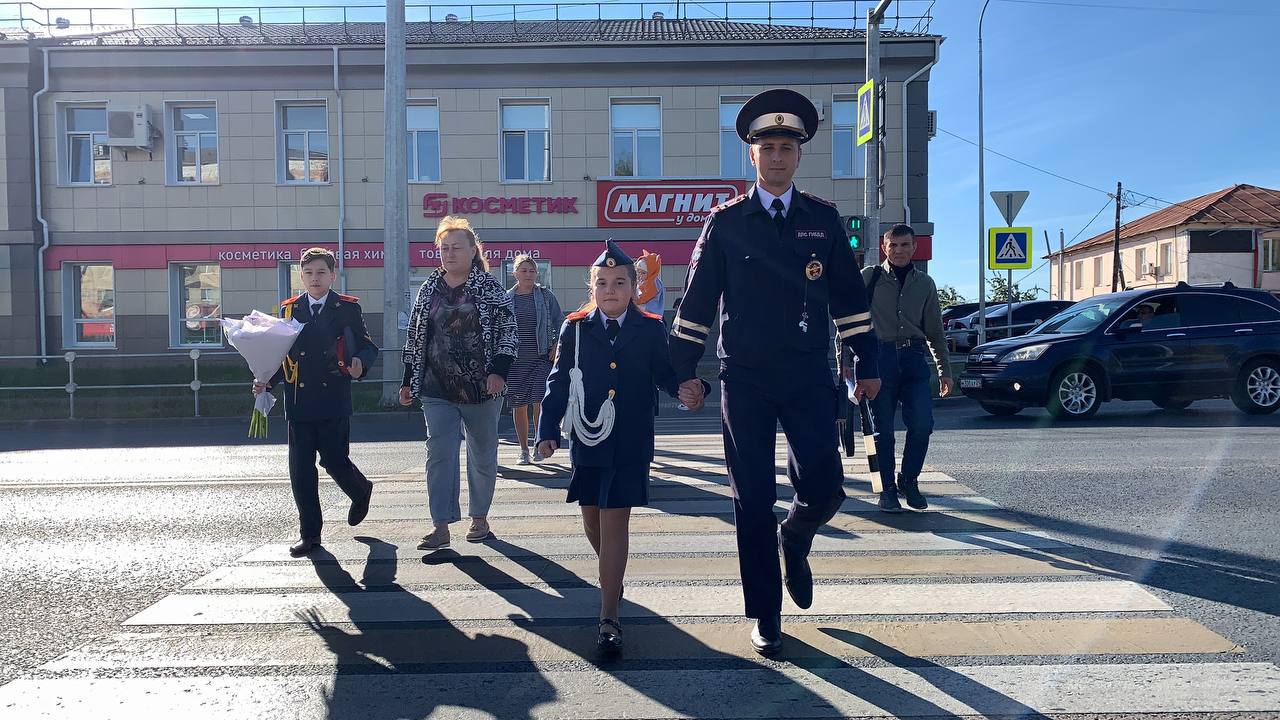 В День знаний в Чувашии ГИБДД усилило дежурство у школ республики |  01.09.2023 | Чебоксары - БезФормата